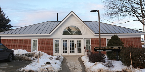 Willow Run Dental walkway